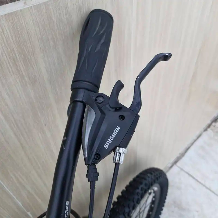 دوچرخه ترک وان سایز 20 مدل AT-2000 آلومینیوم (Trek One)